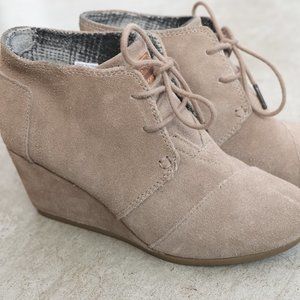 Toms Desert Wedge Bootie Tan
